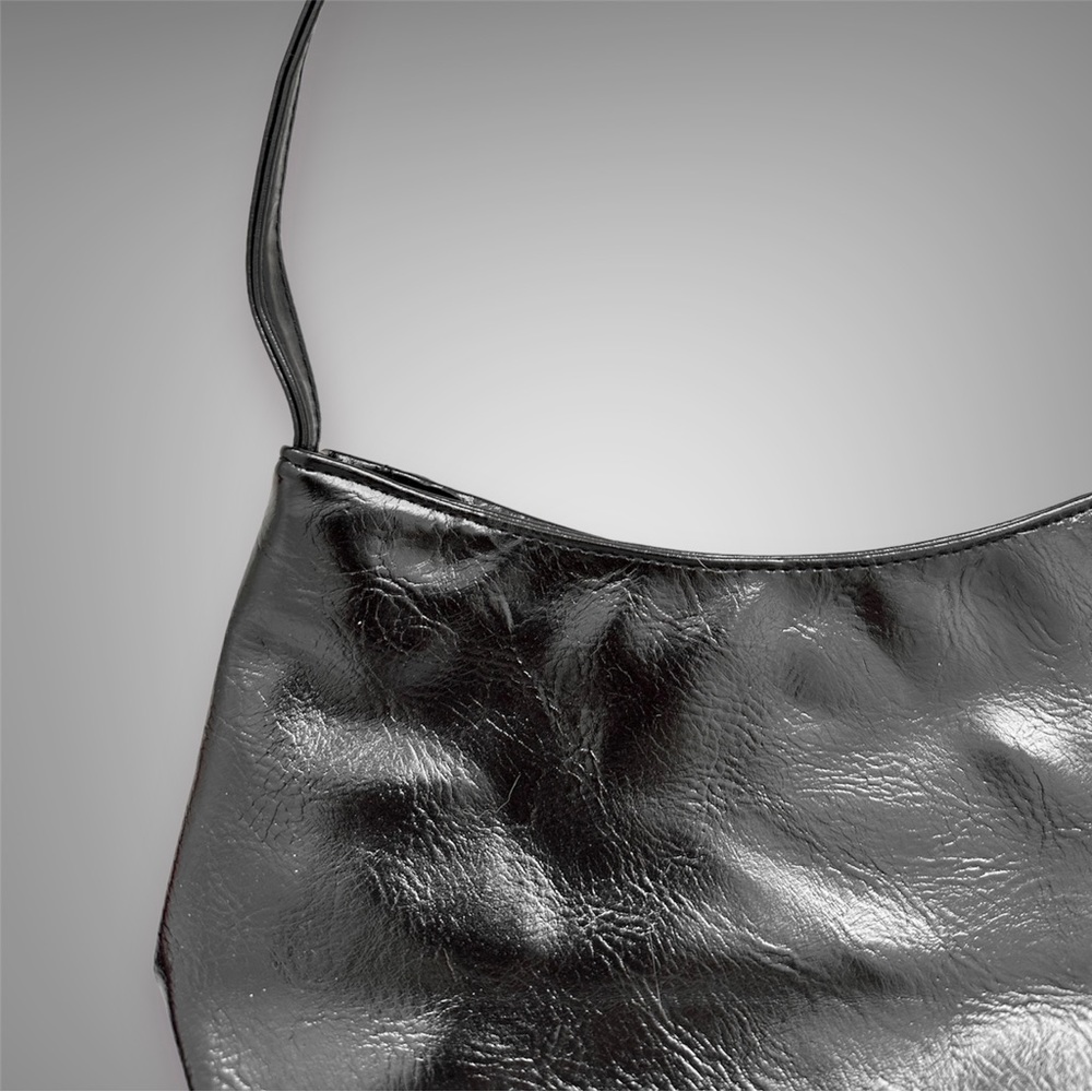Brand New Black Classic Baguette Shoulder Bag - Picture 3 of 5
